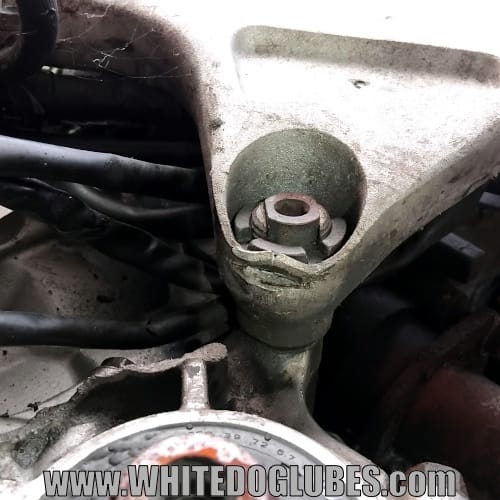 Damage to the engine/frame mounting point